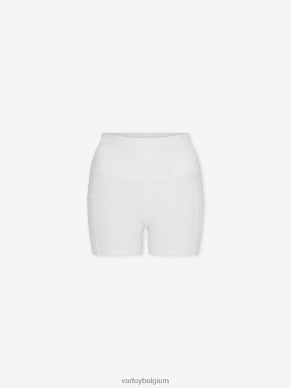 wit vrouwen laten we short gaan 4