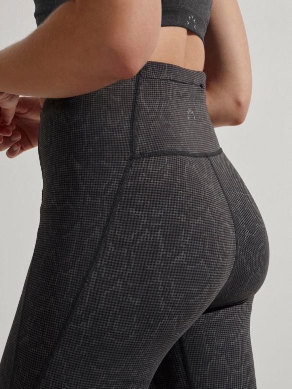 zwarte rasterslang vrouwen let's go night running legging 25